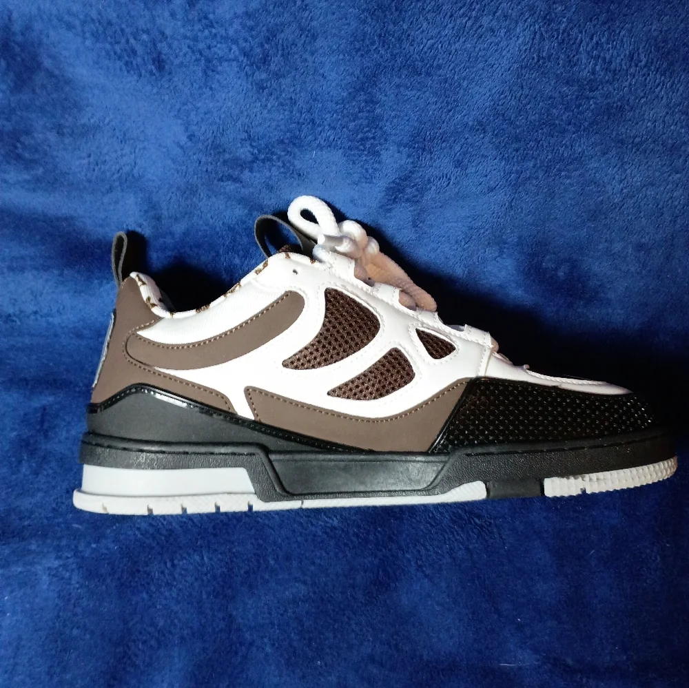 LV Skate Trainers - Picture 4 of 15